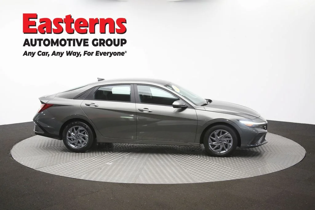 Used 2024 Gray Hyundai SEL image 44