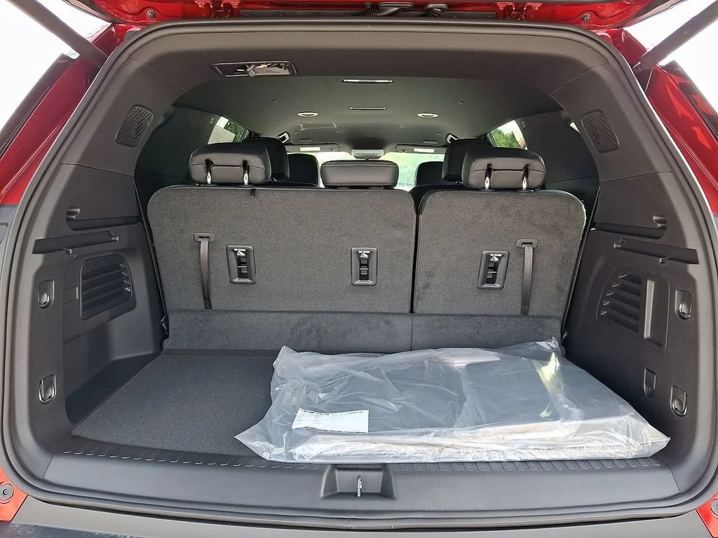 New 2027 Radiant Red Tintcoat Chevrolet LT image 20