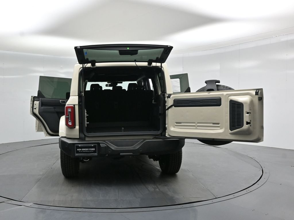 New 2026 Desert Sand Ford Outer Banks image 32