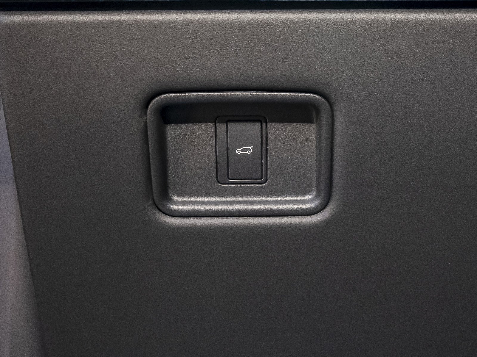 New 2026 Borasco Grey Land Rover SE image 19