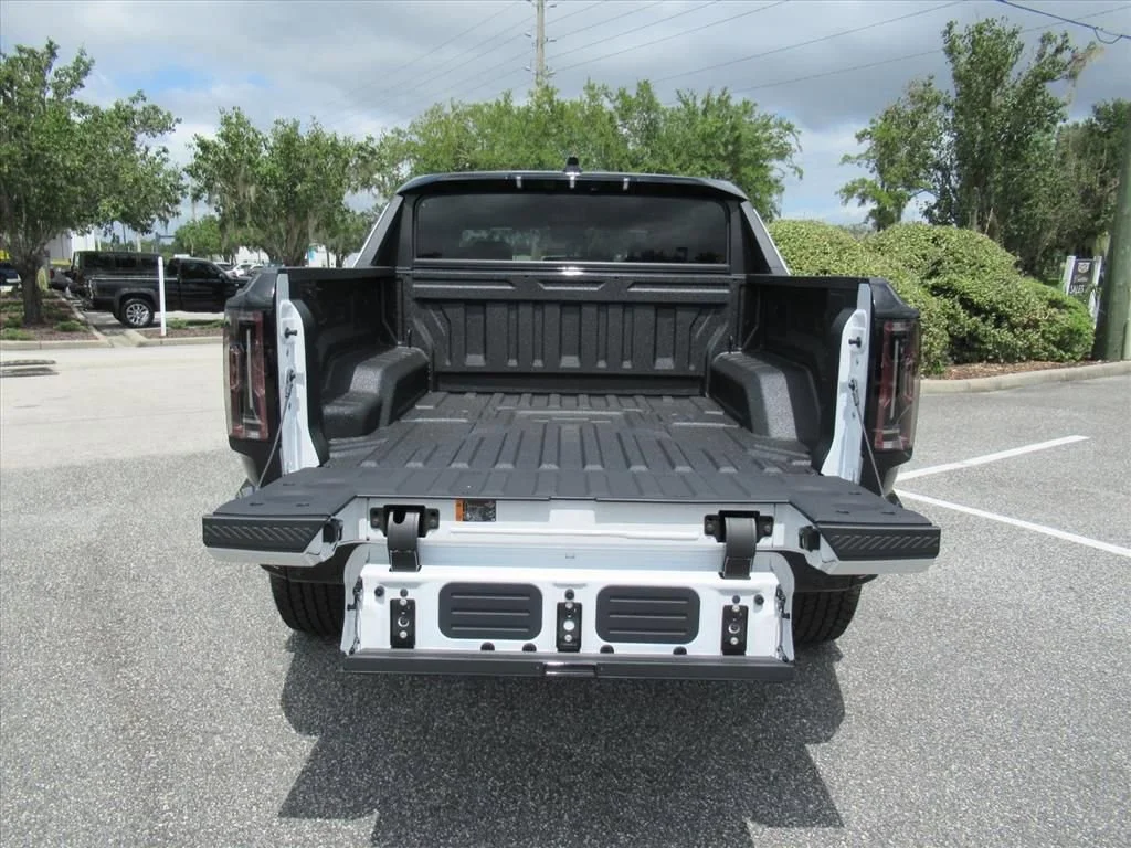 2026 GMC HUMMER EV 2X - Photo 6