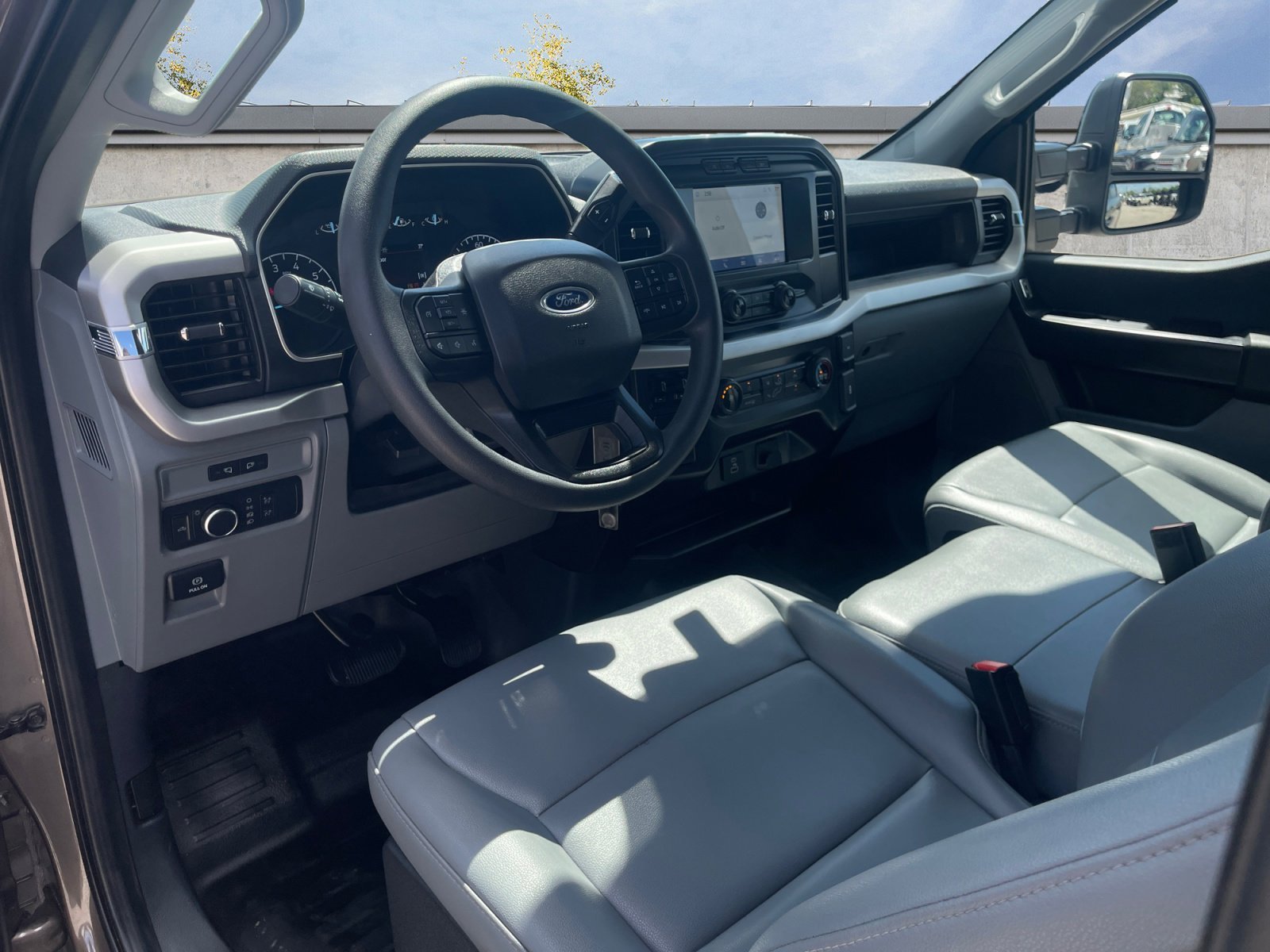 Used 2022 Stone Gray Metallic Ford XL image 10