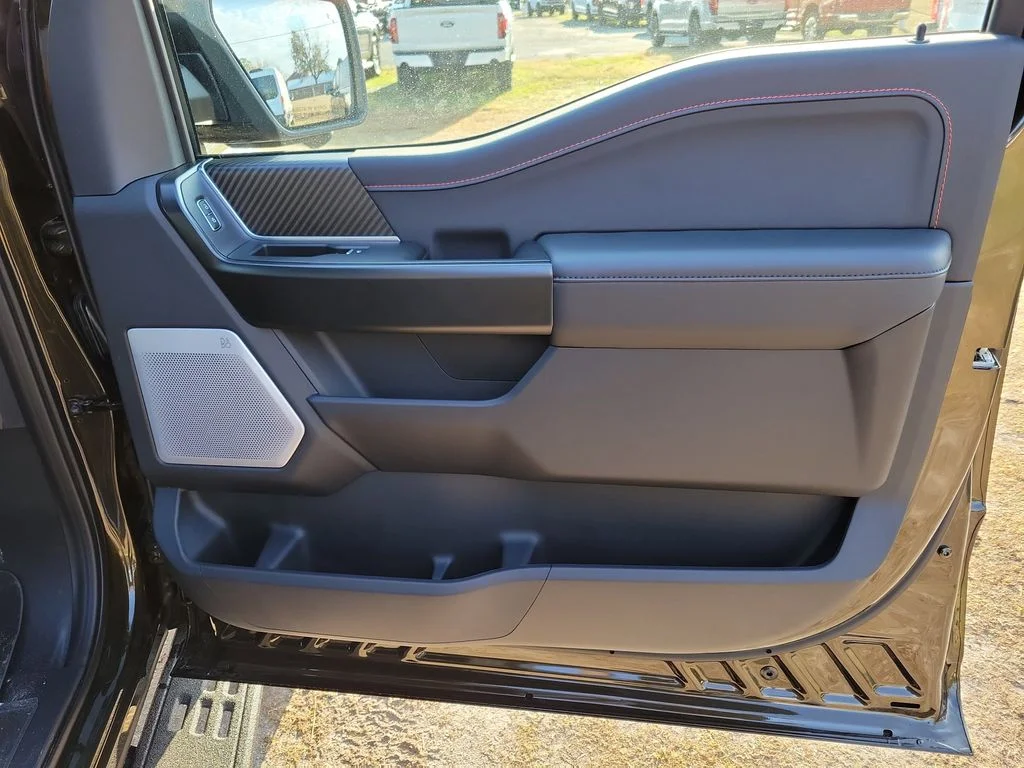 New 2025 Shelter Green Ford Raptor® image 35