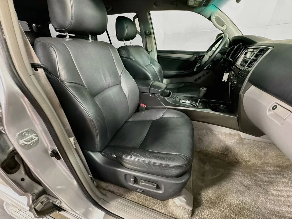 Used 2006 Silver Toyota SR5 Sport image 28