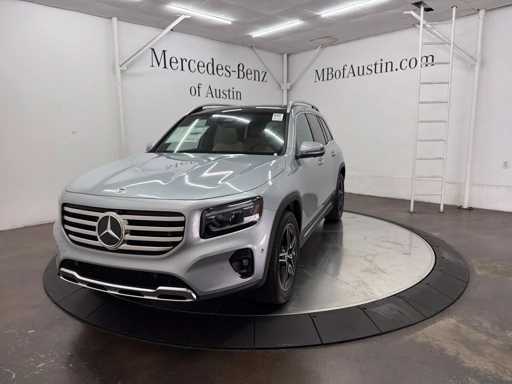 New 2026 Silver Mercedes-Benz GLB 250 image 3