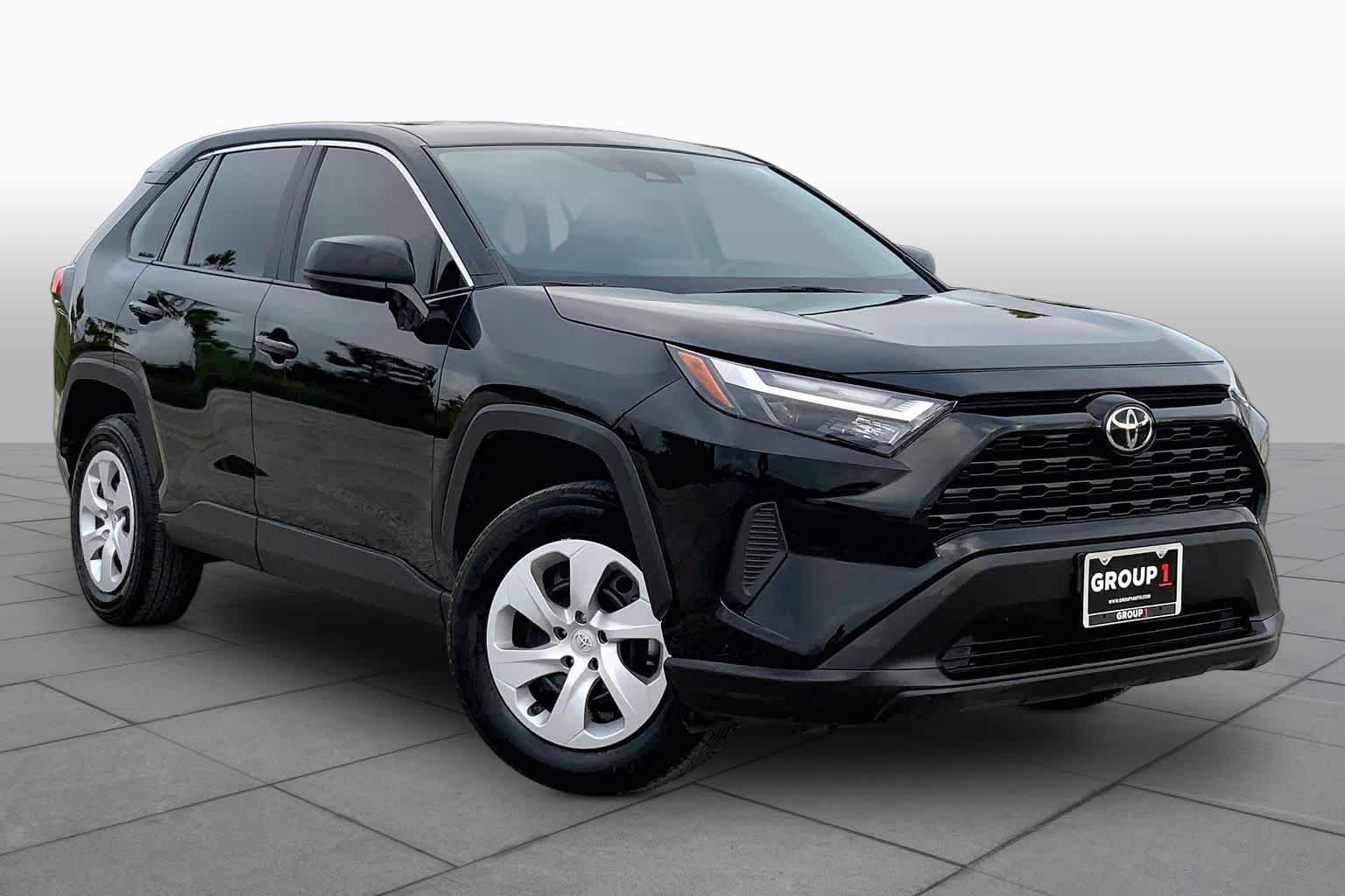 Used 2025 Midnight Black Metallic Toyota LE image 3