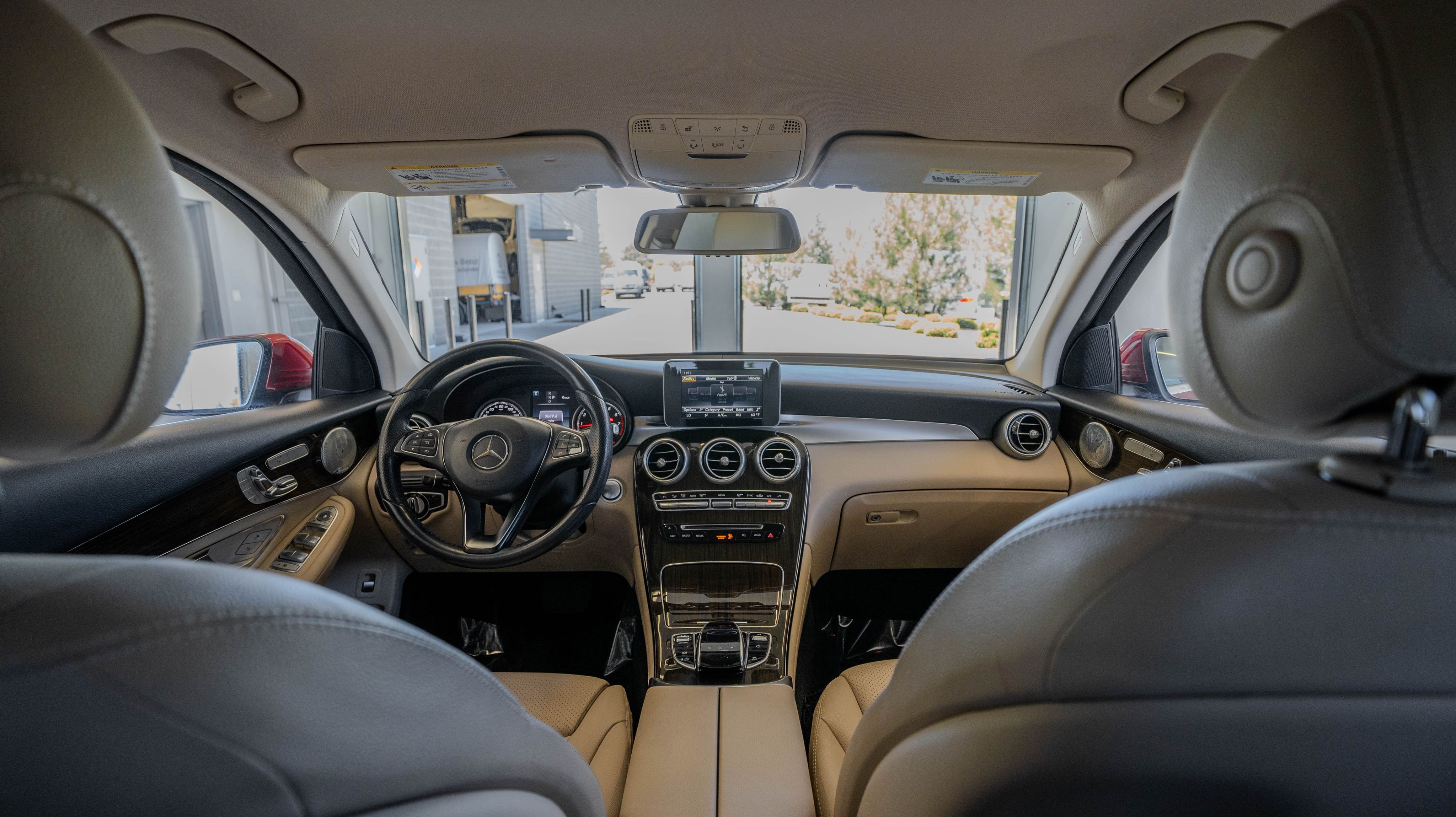Used 2016 Red Mercedes-Benz GLC 300 image 18