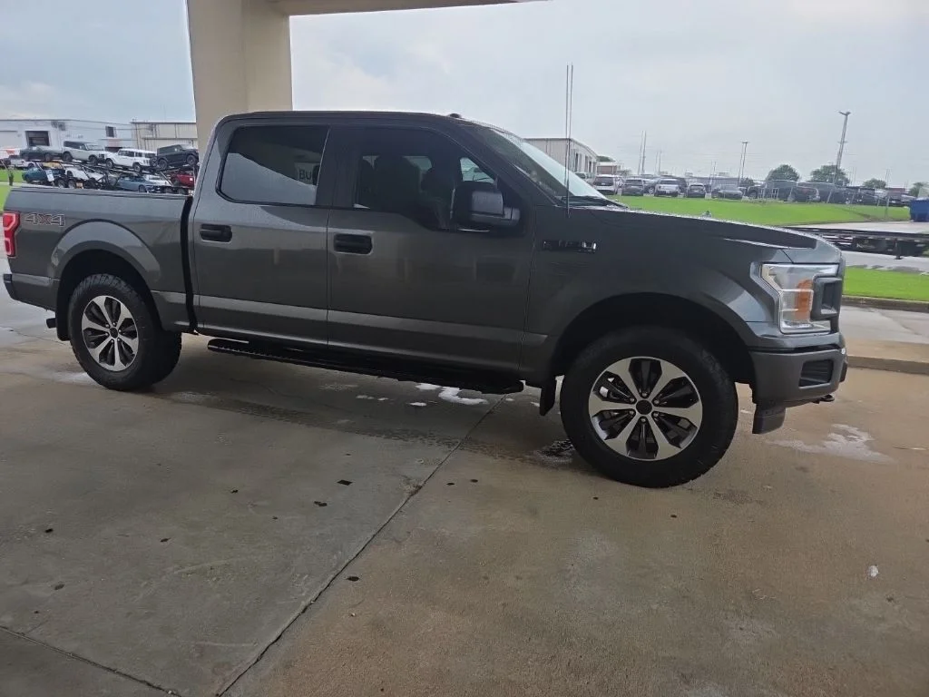 Used 2019 Magnetic Ford XL image 9
