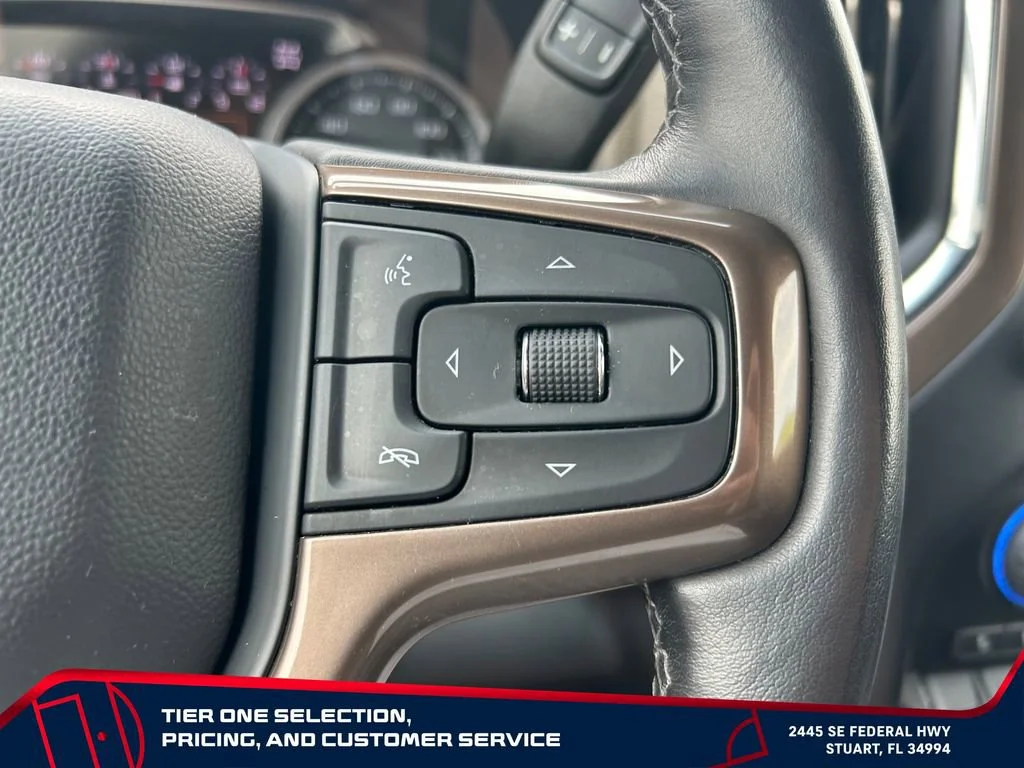 Used 2022 Mosaic Black Metallic Chevrolet High Country image 21