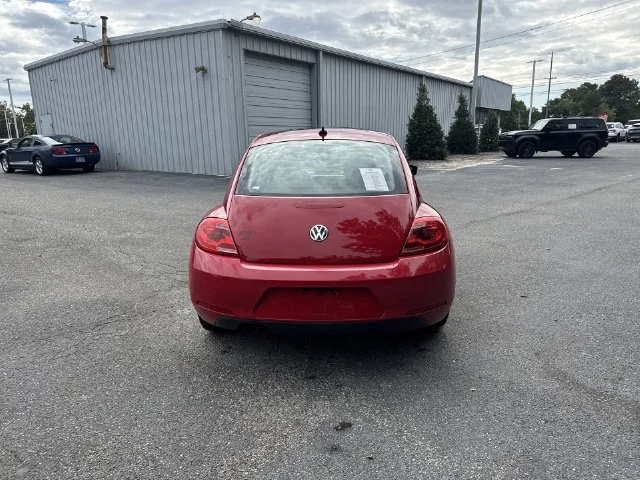 Used 2013 Red Volkswagen 2.5L image 6
