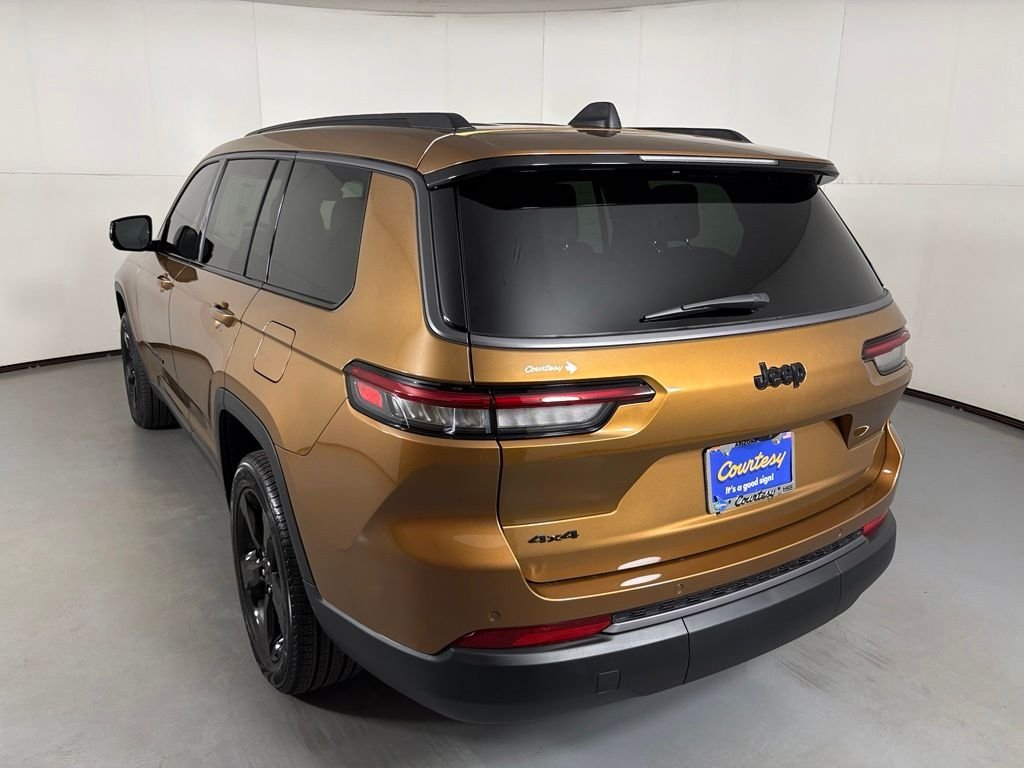 New 2026 Copper Shino Metallic Clear-Coat Exterior Paint Jeep Limited image 6