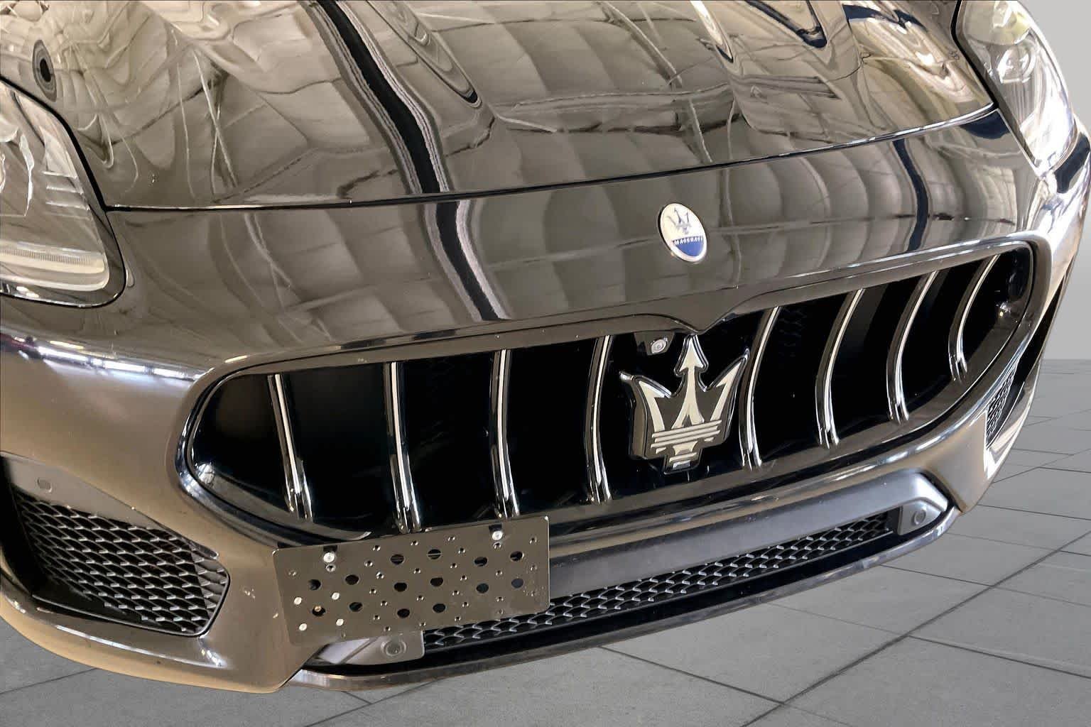 Used 2023 Nero Tempesta Metallic Maserati GT image 30