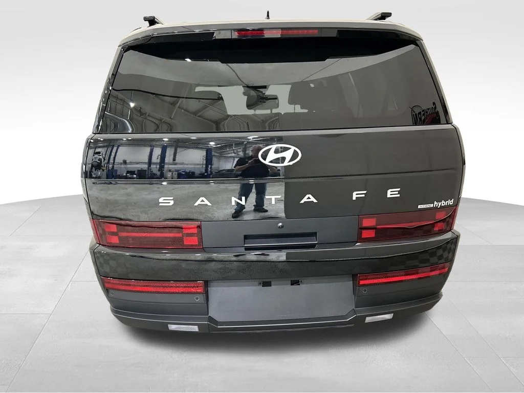 Used 2026 Black Hyundai SEL image 4