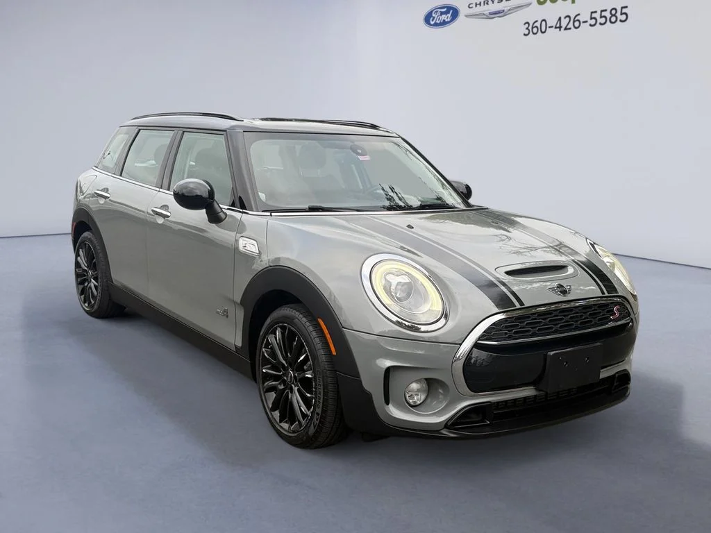 Used 2017 Gray MINI Clubman image 8