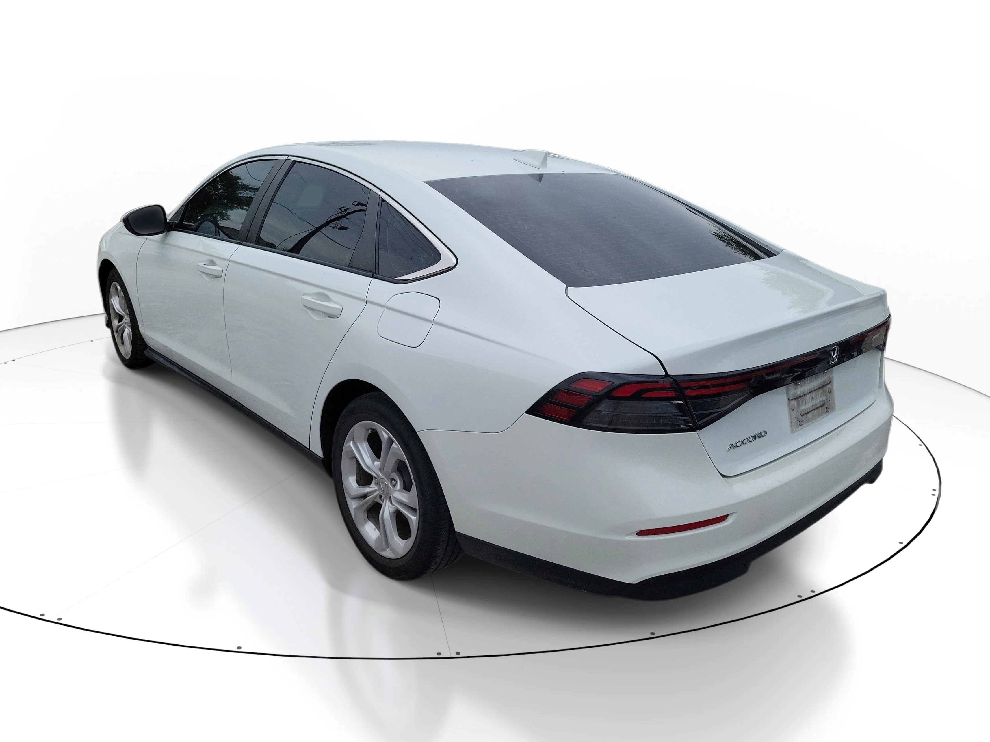Used 2023 White Honda LX image 5