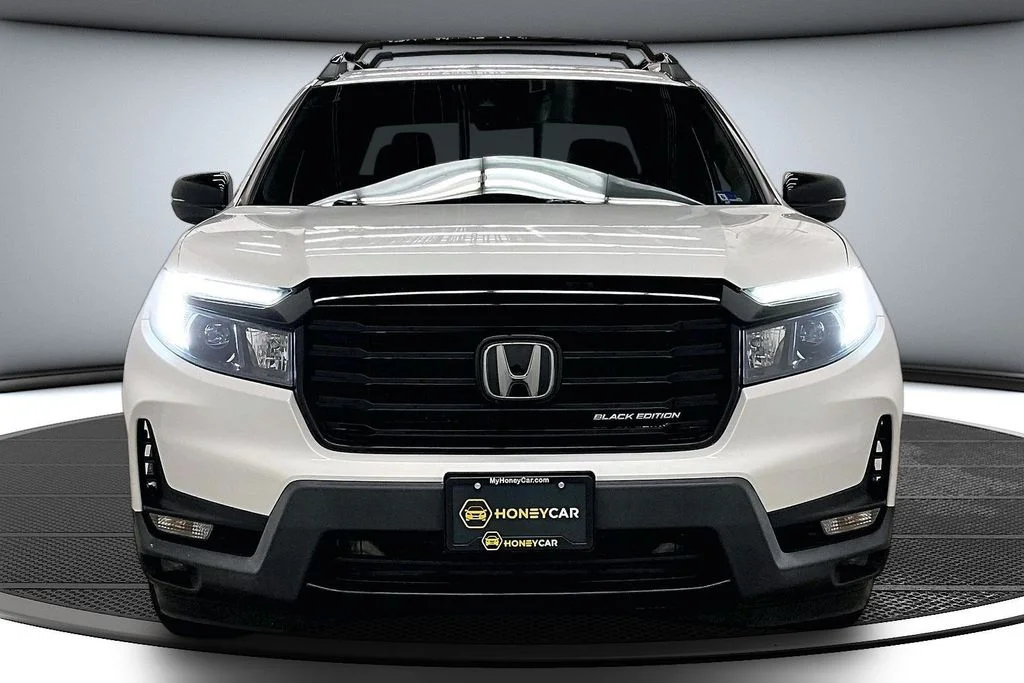 Used 2021 White Honda Black Edition image 2