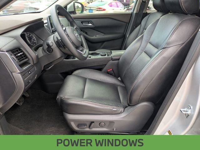 Used 2023 Silver Nissan SV image 14