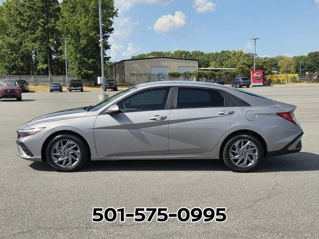 Used 2024 Hyundai Elantra Blue with VIN KMHLM4DJ9RU096403 for sale in Benton, AR