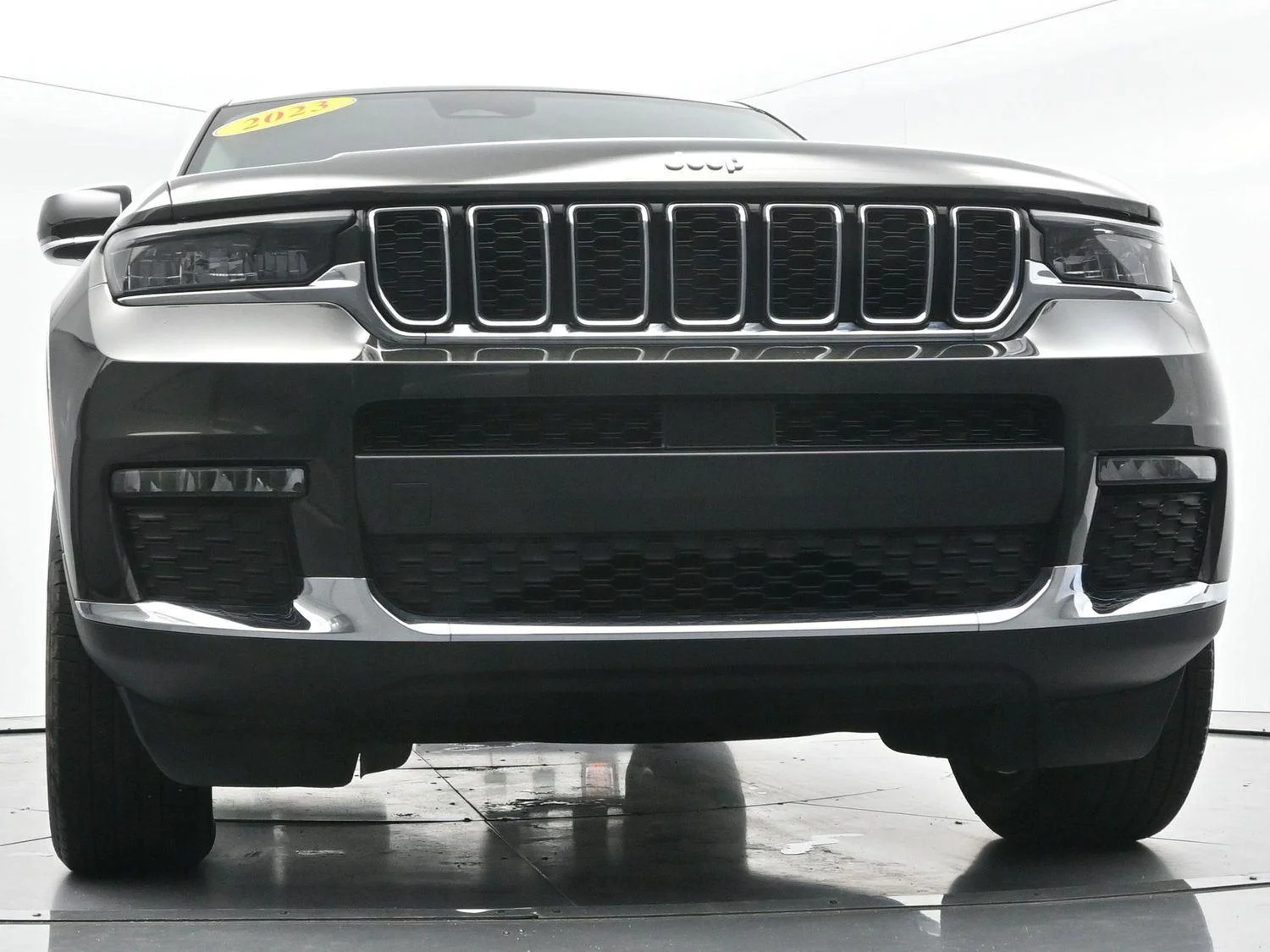 Used 2023 Rocky Mountain Pearlcoat Jeep Limited image 53