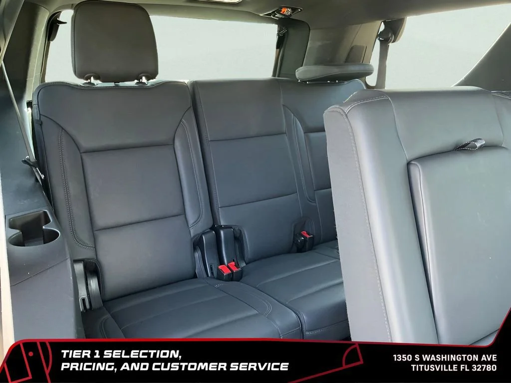 Used 2025 Summit White Chevrolet LT image 15