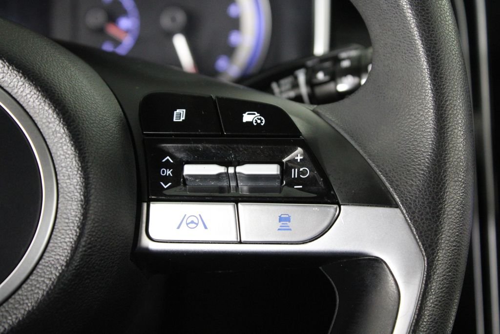 Certified Used 2022 Gray Hyundai SEL image 27