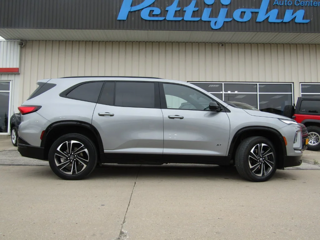 Used 2025 Moonstone Gray Metallic Buick Sport Touring image 2