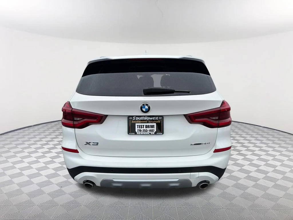 Used 2021 White BMW sDrive30i image 6