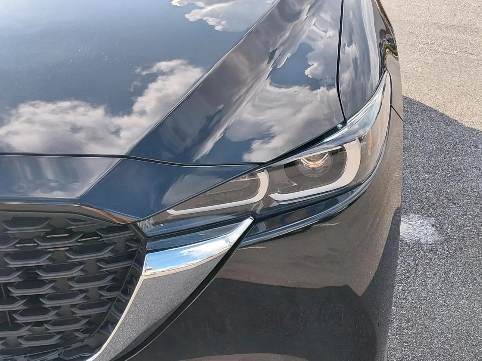 Used 2023 Jet Black Mica Mazda 2.5 S image 10