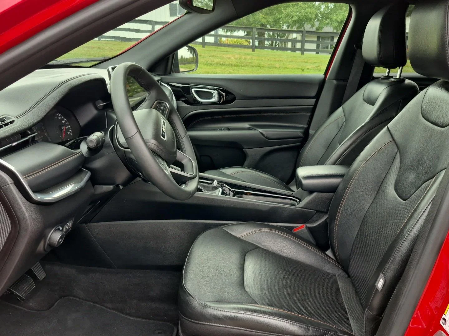 2023 Jeep Compass (RED) Edition - Photo 11