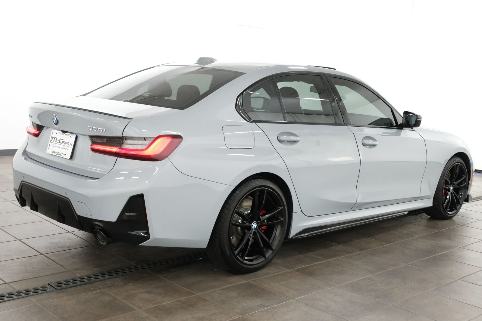 Certified Used 2024 Brooklyn Gray Metallic BMW 330i xDrive image 5