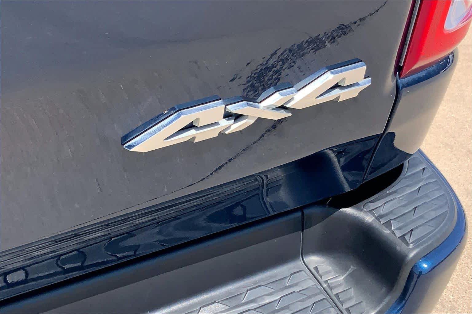 Used 2022 Patriot Blue Pearlcoat Ram Lone Star image 9