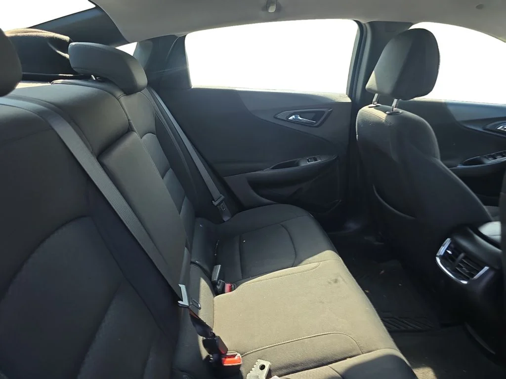 Used 2020 Gray Chevrolet LT image 23