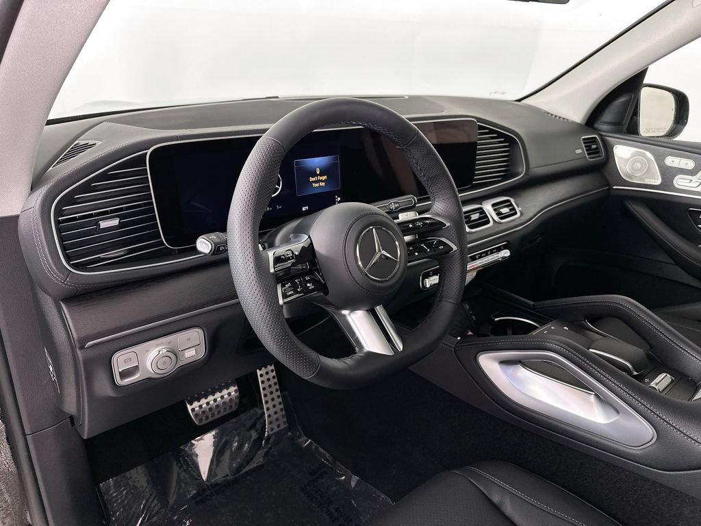 New 2026 Black Mercedes-Benz GLS 450 image 44