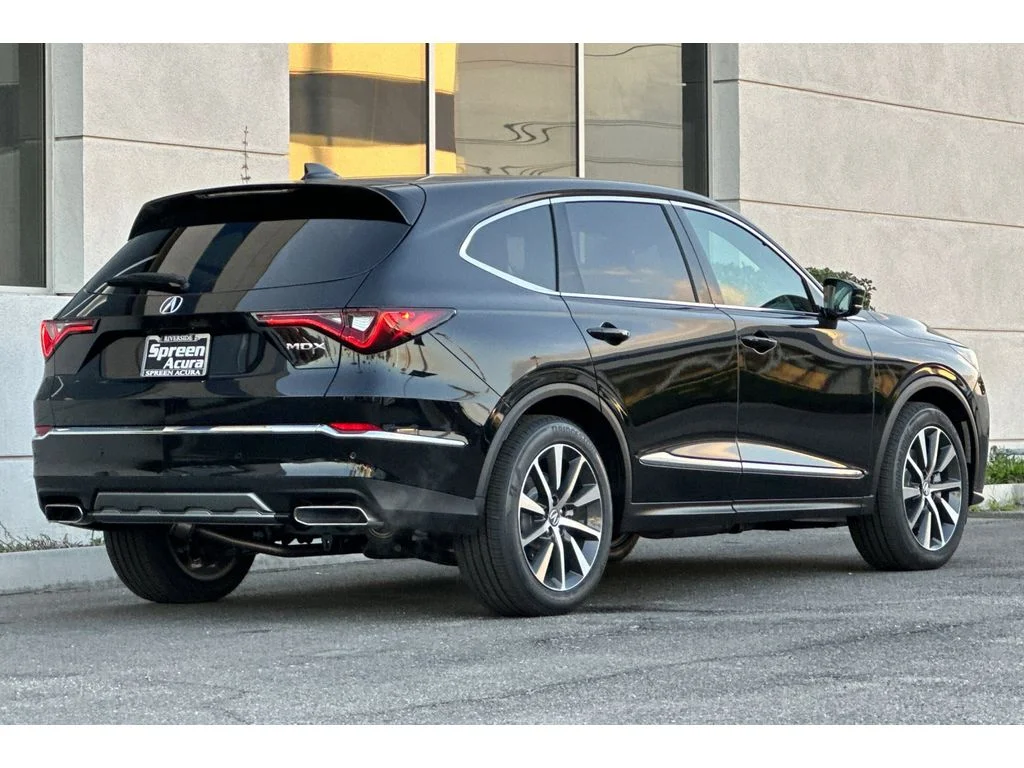 New 2026 Majestic Black Pearl Acura w/Technology Package image 4