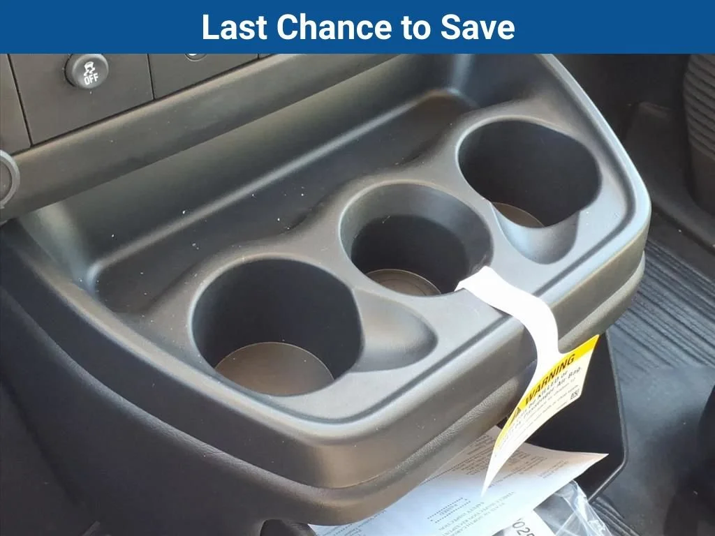 2025 Chevrolet Express Cargo Work Van - Photo 15