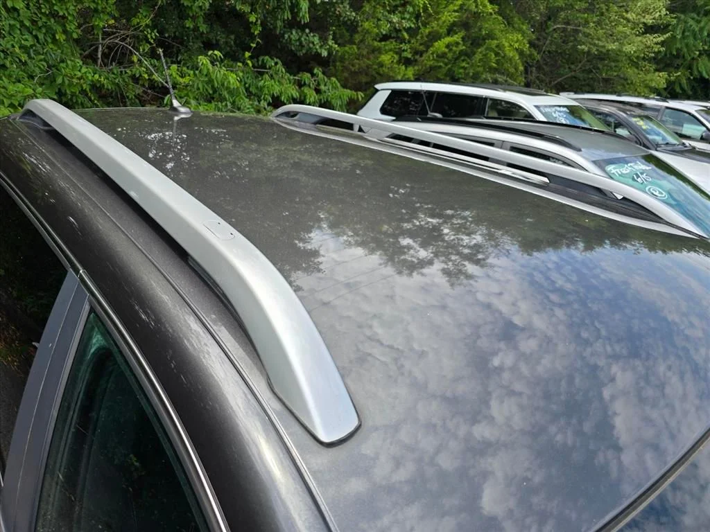 Used 2014 Gray Jeep Latitude image 16