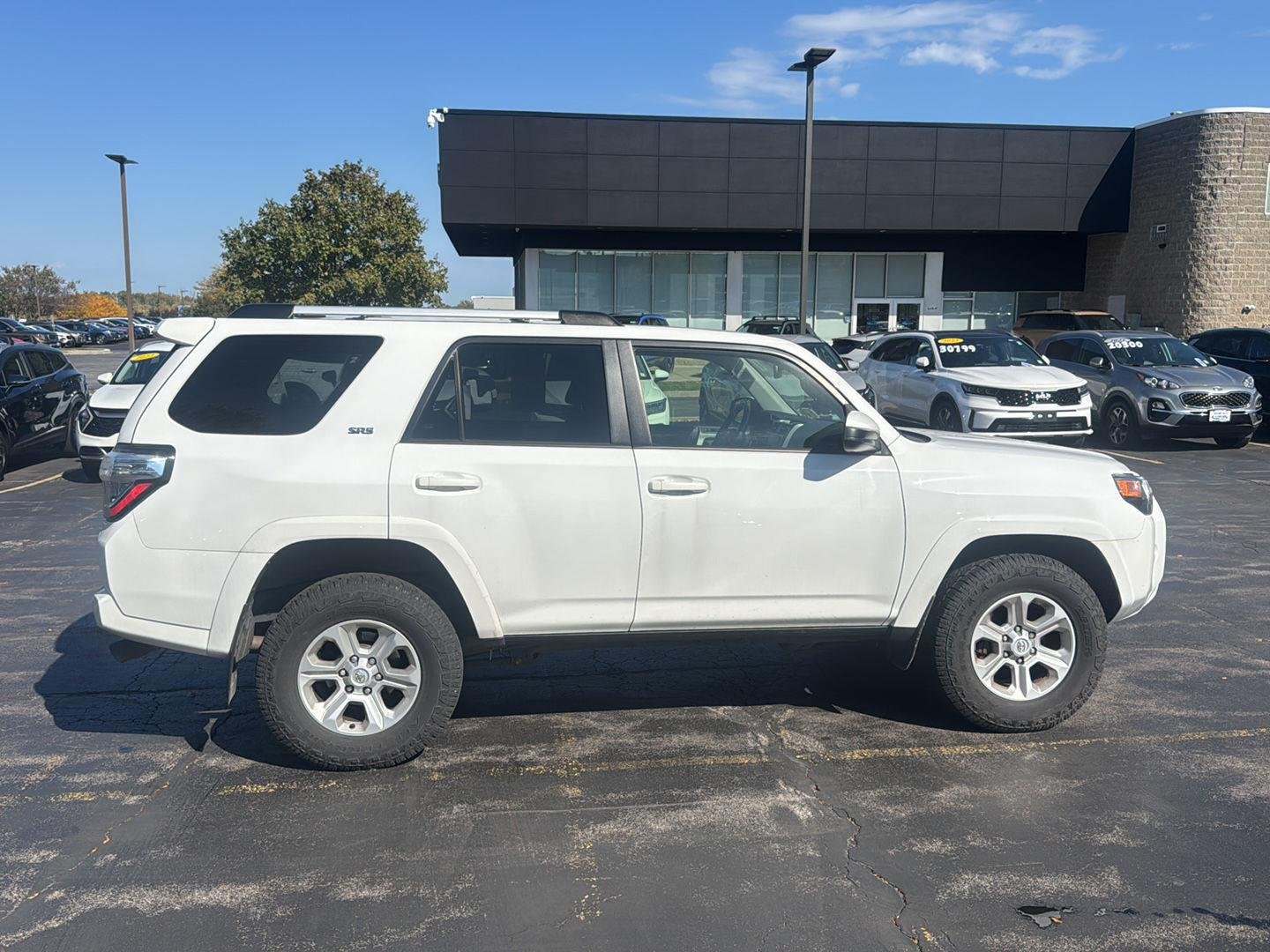 Used 2022 Super White Toyota SR5 image 10