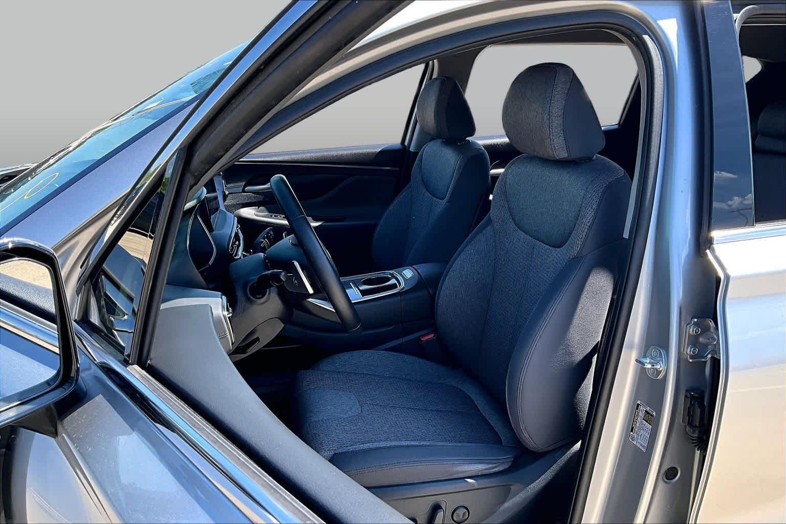 Used 2023 Shimmering Silver Hyundai SEL image 8