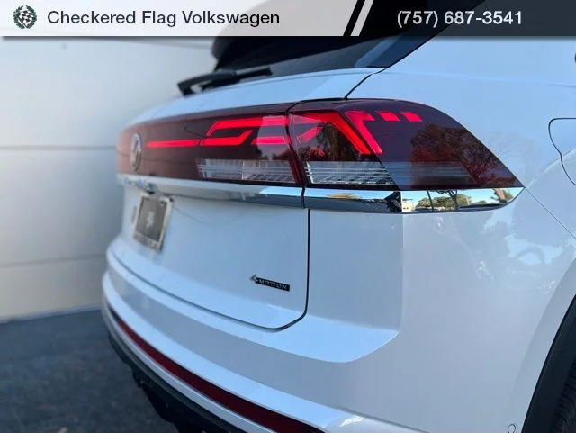 New 2026 White Volkswagen 2.0T SEL Premium R-Line image 9