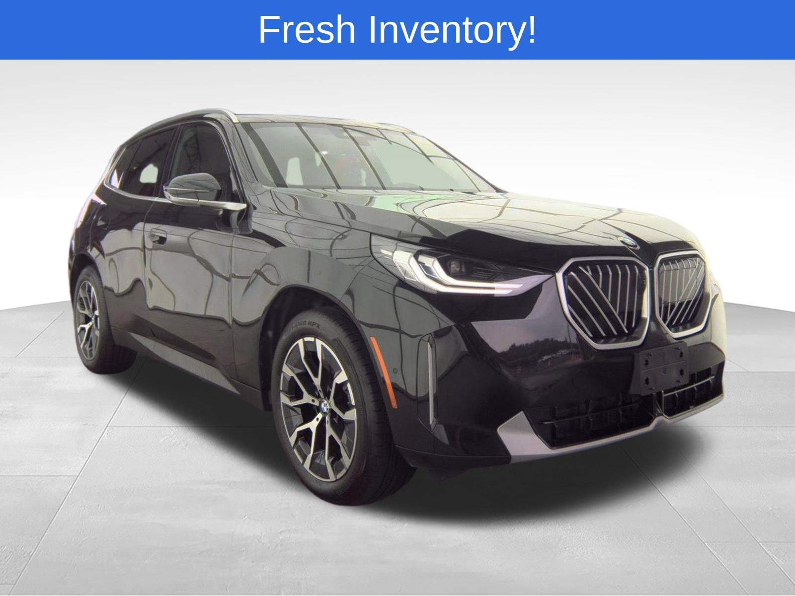 Certified Used 2026 Black Sapphire Metallic BMW 30 xDrive image 4