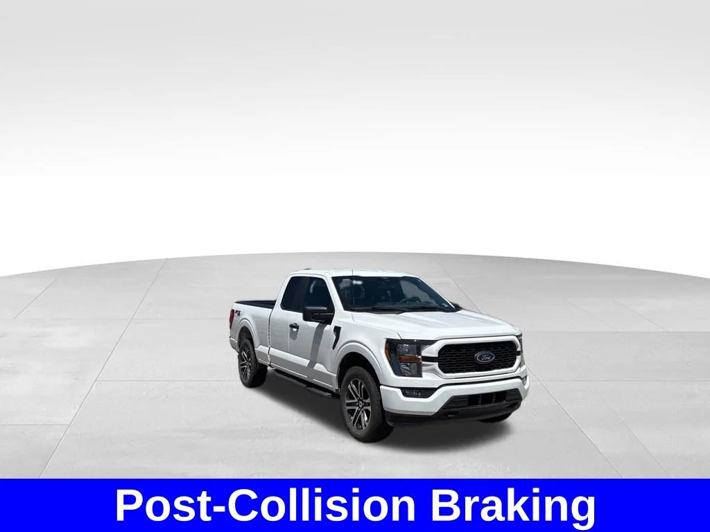 Used 2023 White Ford XL image 9