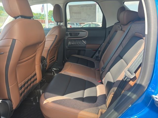 New 2026 Velocity Blue Metallic Ford Outer Banks® image 22