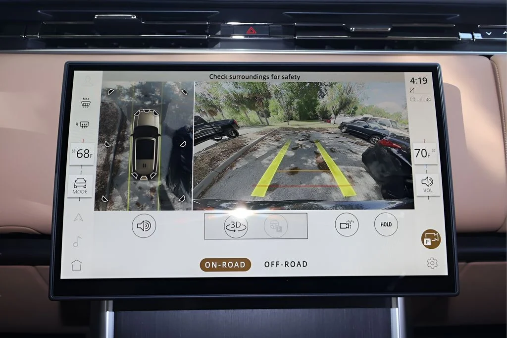 New 2026 Belgravia Green Land Rover SE image 23