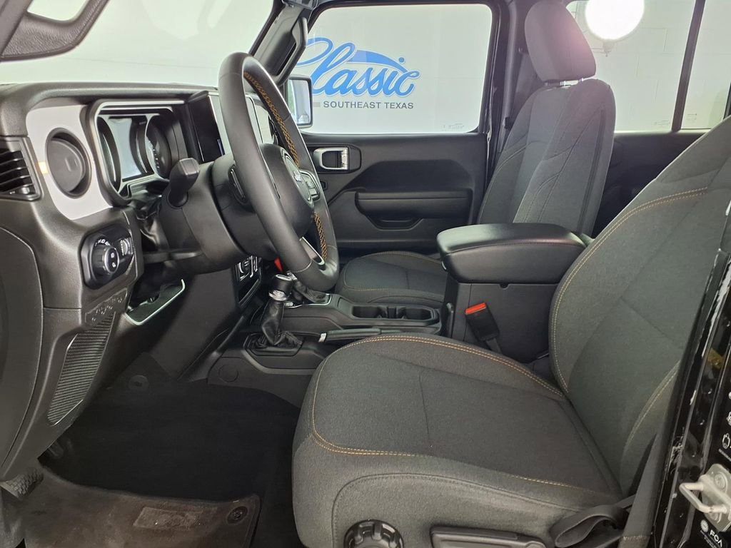 Used 2024 Black Clearcoat Jeep Sport S image 10