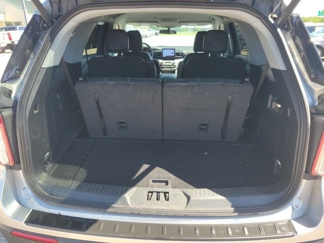 Used 2024 Silver Ford XLT image 25