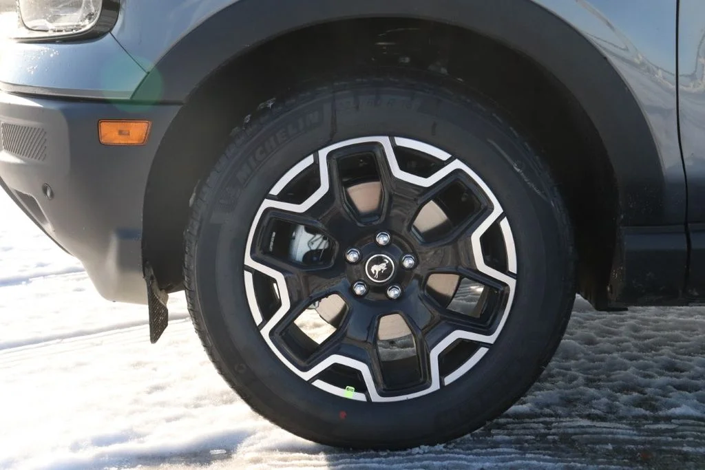 New 2025 Gray Ford Outer Banks image 48