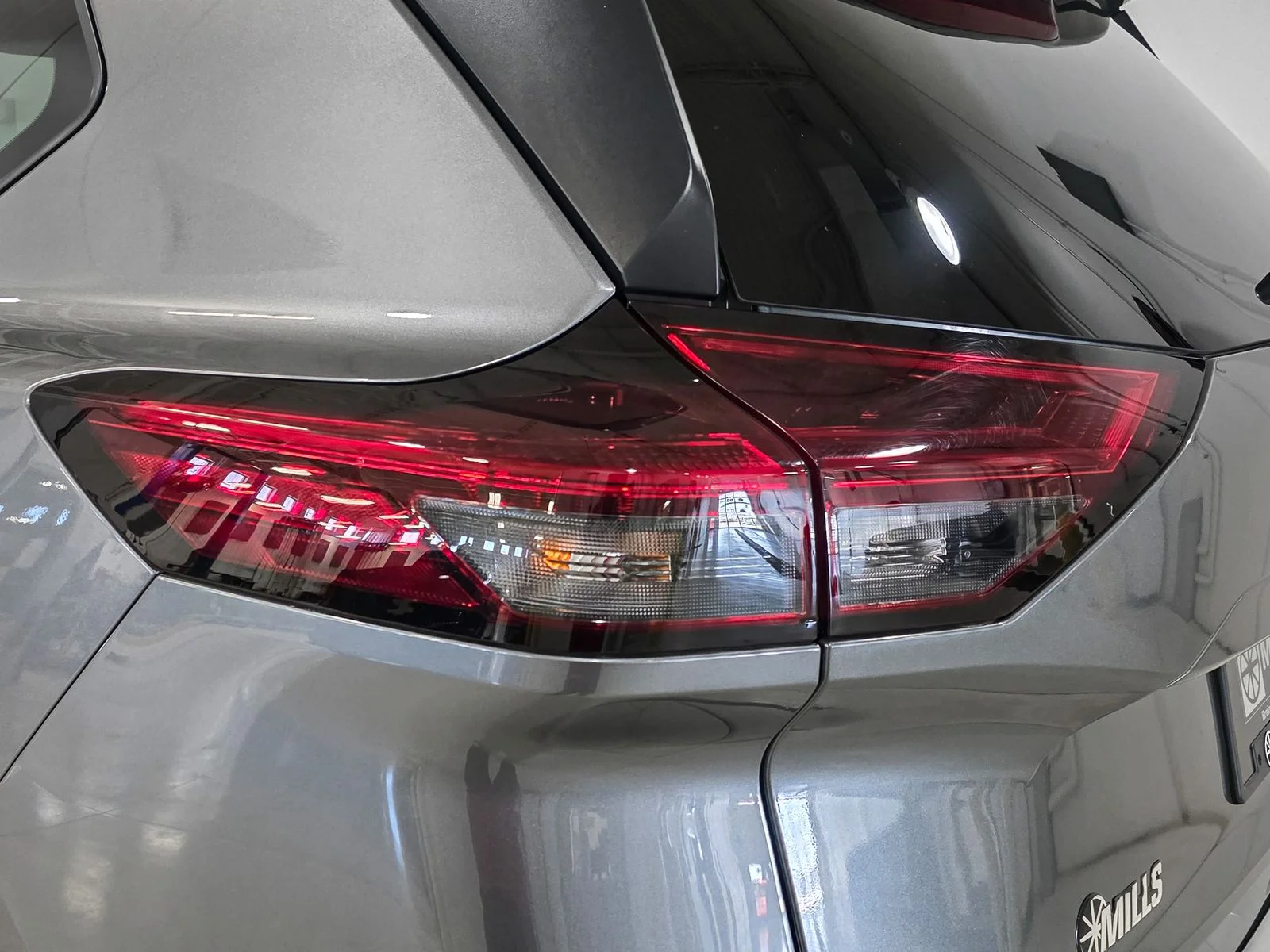 Used 2023 Gray Nissan SV image 15