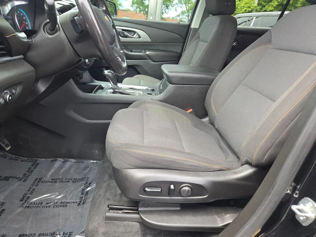 Used 2020 Black Chevrolet LT image 23