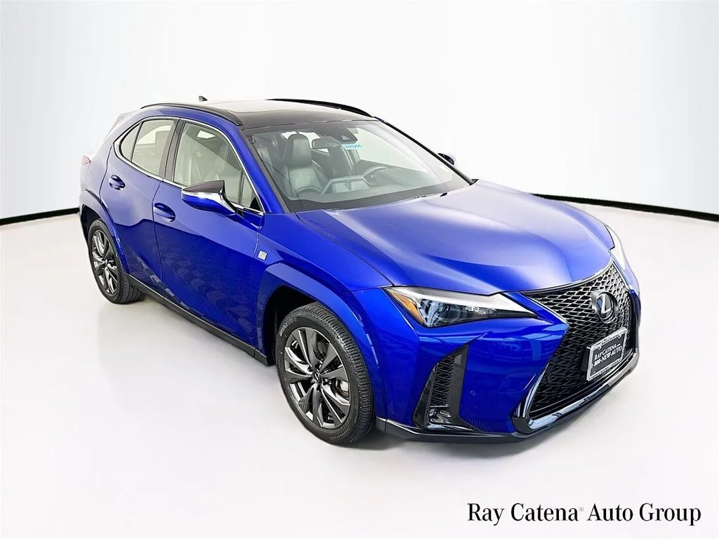 Lexus ES Hybrid | Ray Catena Luxury Electric Vehicles