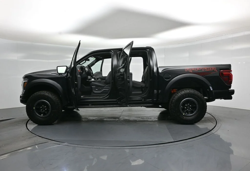 New 2026 Agate Black Metallic Ford Raptor image 36